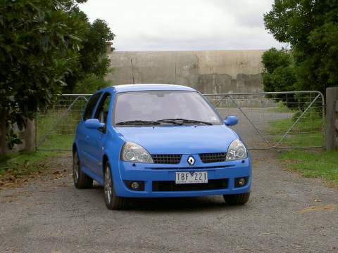 rt.i.renault.clio.renaultsport.182.ashisland.JPG