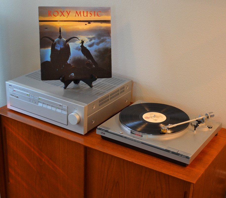 Avalon-JVC-L-A31.jpg
