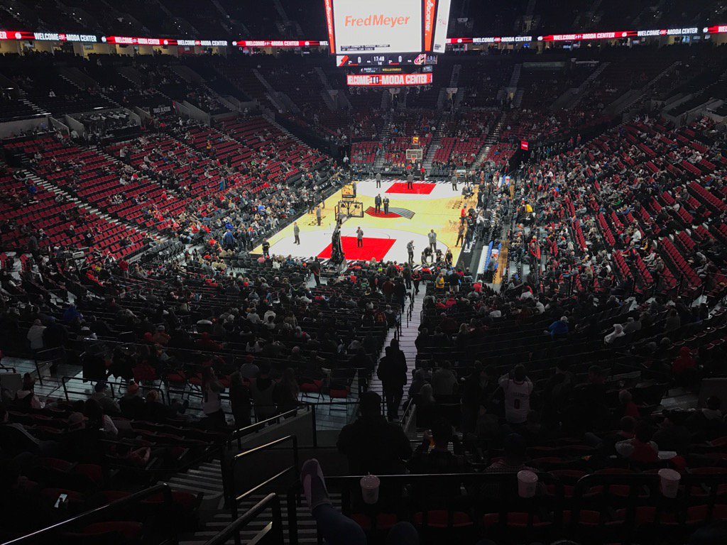 C18IBnxUcAEzMw8.jpg:large