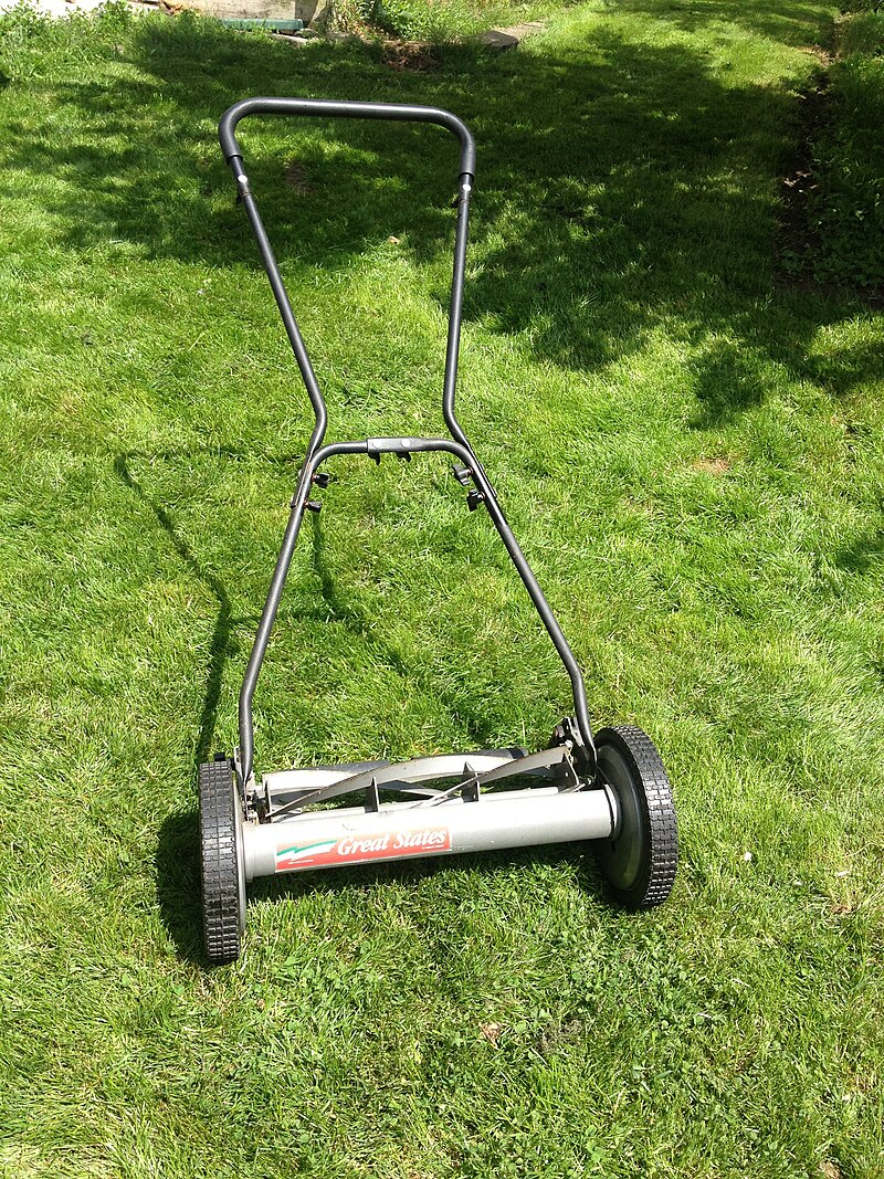 800px-Pushmower1.JPG