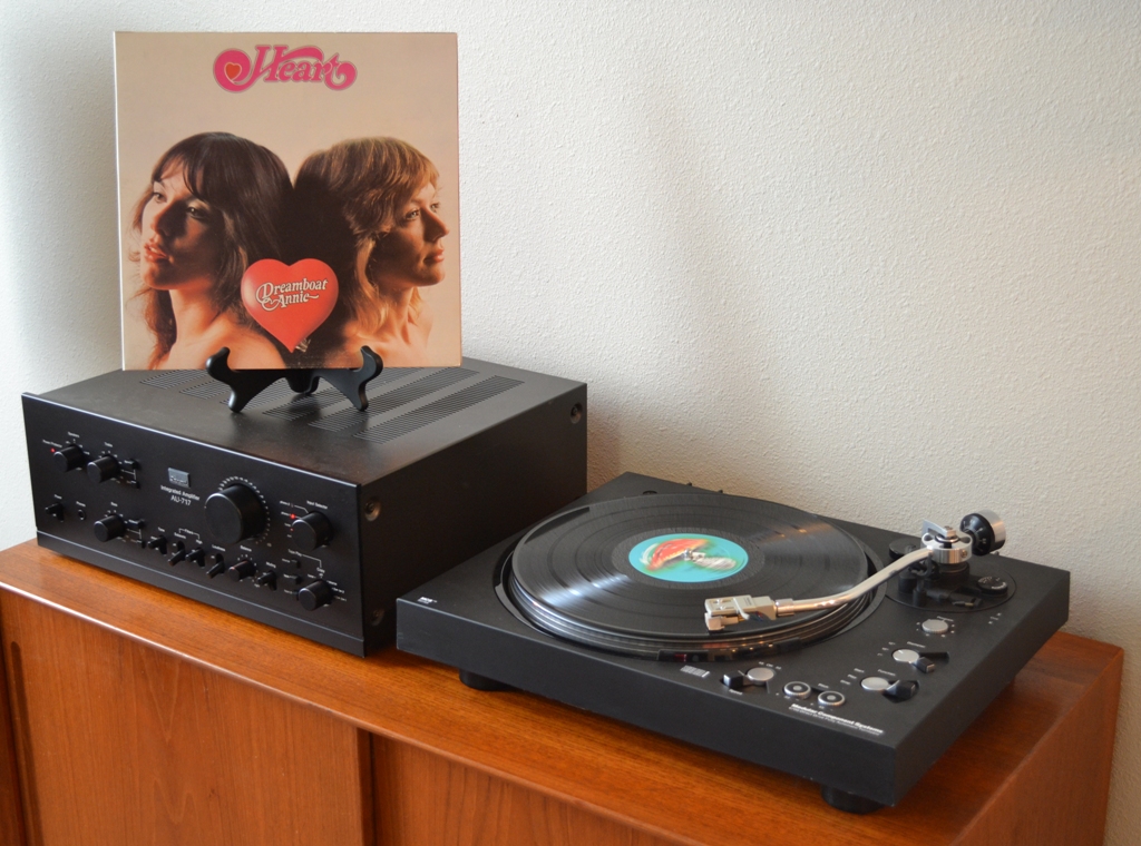 Dreamboat_Annie_MCS_6700_2.jpg