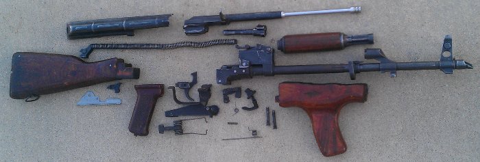 romanian-ak47-disassembled.jpg