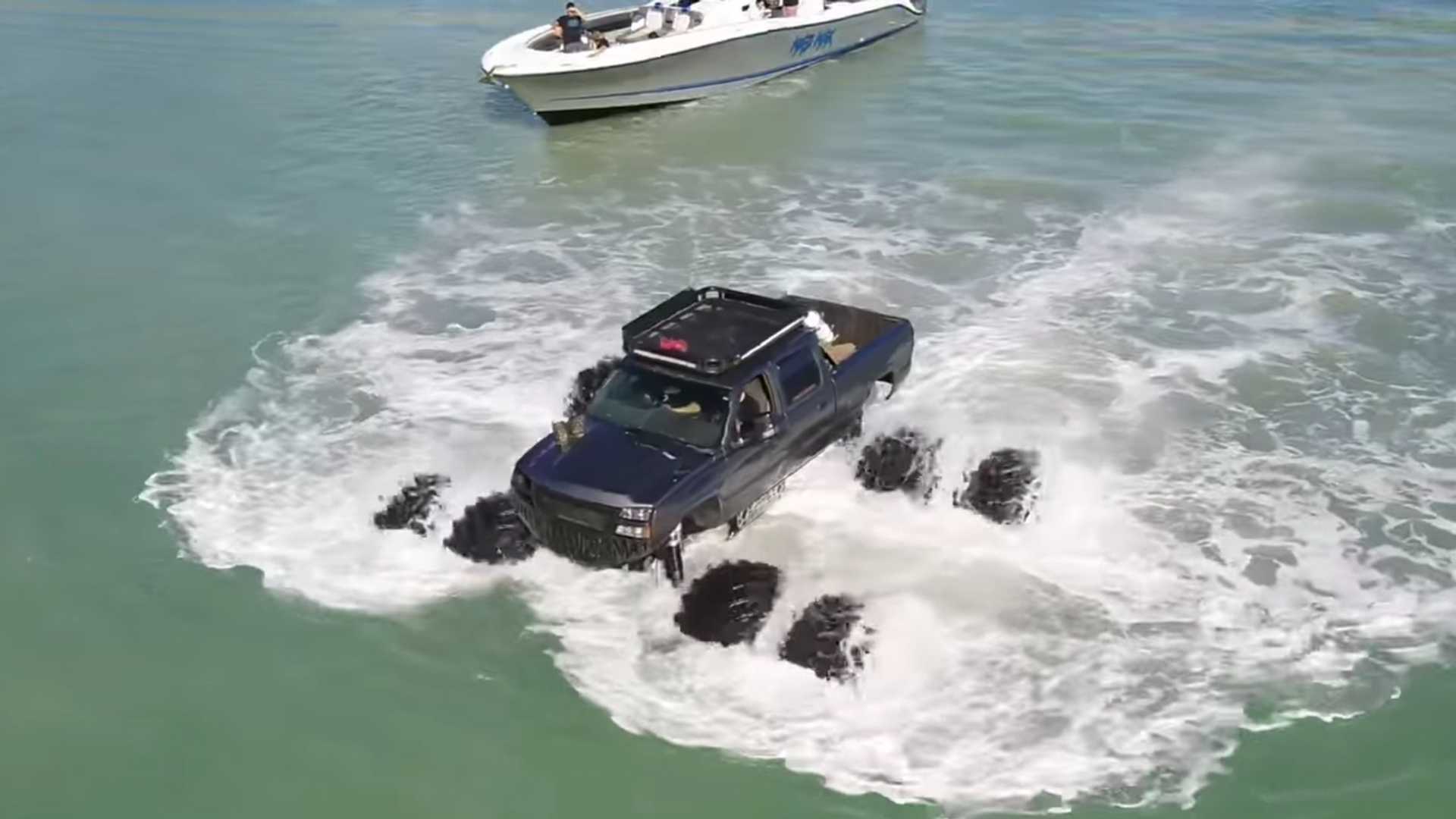 monstermax-water-truck.jpg