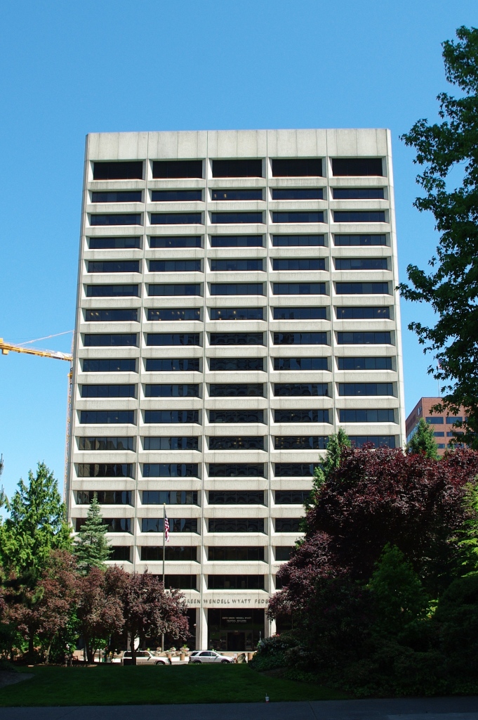 Edith_Green_-_Wendell_Wyatt_Federal_Building.jpg