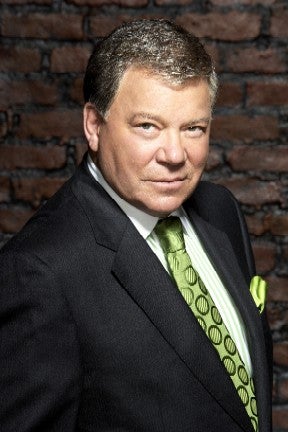 bostonlegal-shatner_1170299338.jpg
