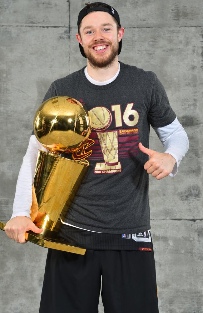 8aafc7c690bec813fcca7f78c42c3384