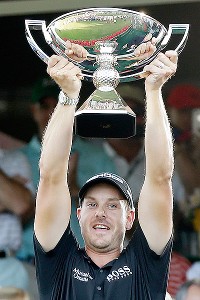 golf_a_henrik_gb2_200x300.jpg