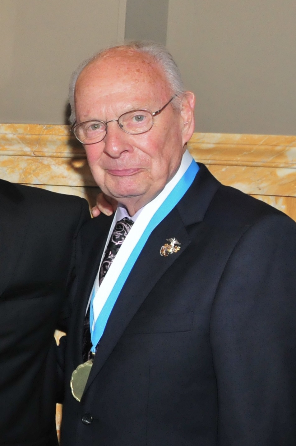 Bill_Schonely_in_April_2013.jpg