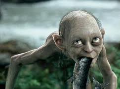 gollum-biting-fish.jpg