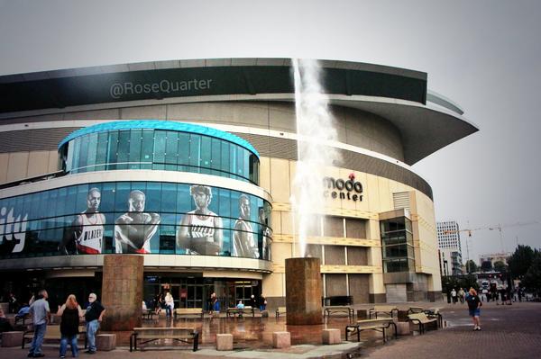 Bu4ndjLCUAAay8r.jpg:medium