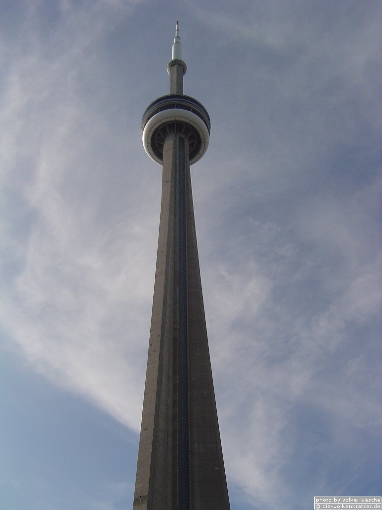 cn-tower-02.JPG