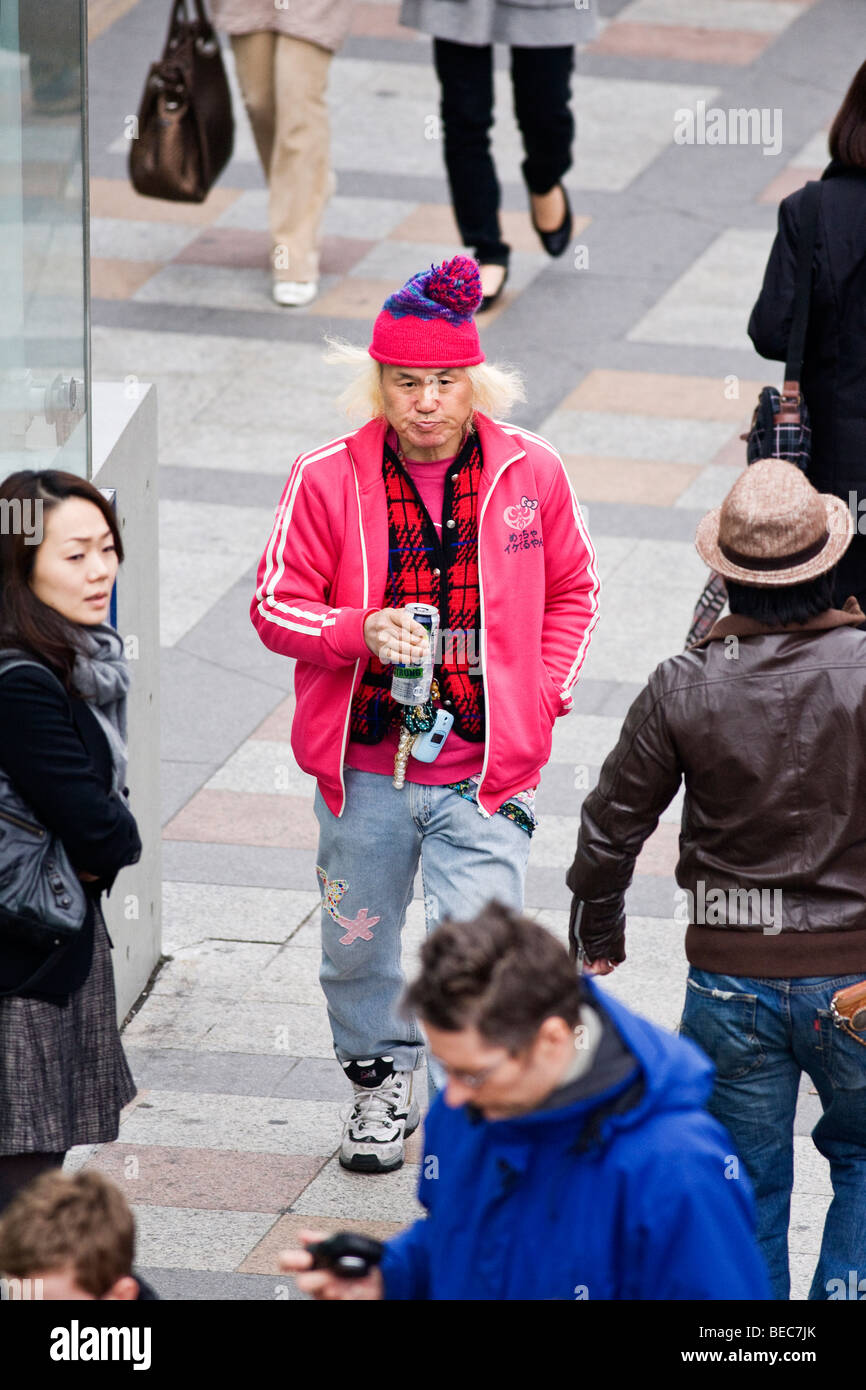 old-man-in-young-clothes-in-harajuku-tokyo-japan-BEC7JK.jpg