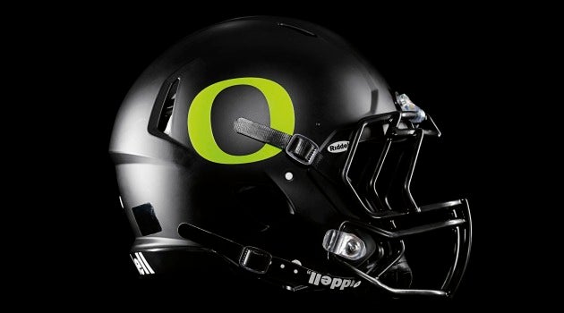 New_Oregon_Nike_Pro_Combat_Football_Uniforms_Helmets.jpg