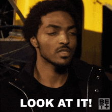 look-at-it-dikhan-wright.gif