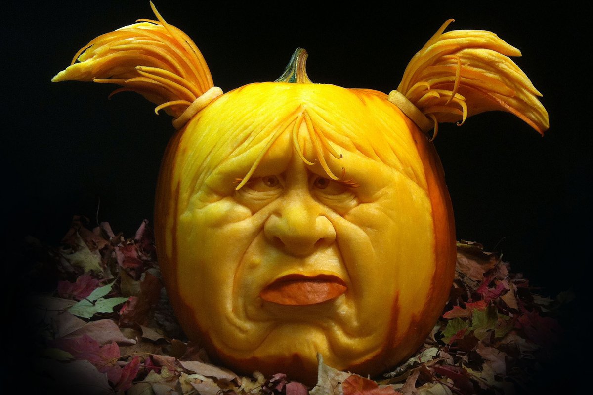 funny-fat-girl-pumpkin-carving.jpg