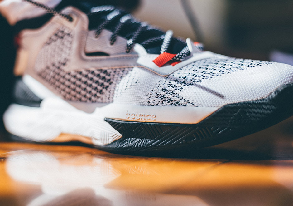 adidas_D-Lillard-2_Rip_City_primeknit-6.jpg