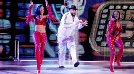 wwe-raw-20120124023803688.jpg