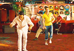tumblr_mesr8gKki71ro8djgo4_250.gif