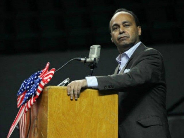 Luis-Gutierrez-Speaking-Podium-AP.jpg