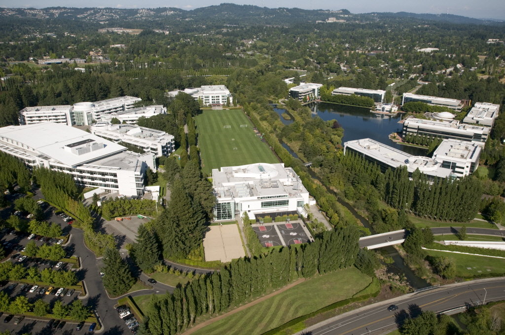 nikecampusjpg-2753538197020b27.jpg