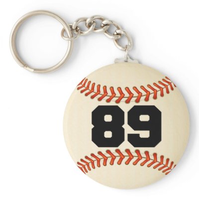 number_89_baseball_keychain-p146515420421216366xzks7_400.jpg
