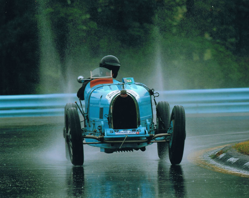 Bugatti_type_35B_in_rain_at_WG_photo%202.jpg
