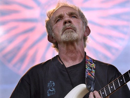 1374942084000-AP-Obit-JJ-Cale-1307271222_4_3.jpg