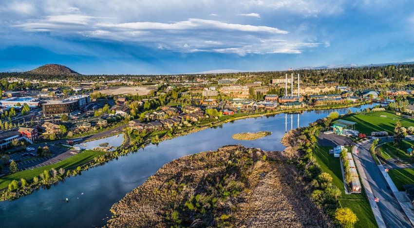 Old-Mill-District-in-Bend--Oregon--USA.jpg